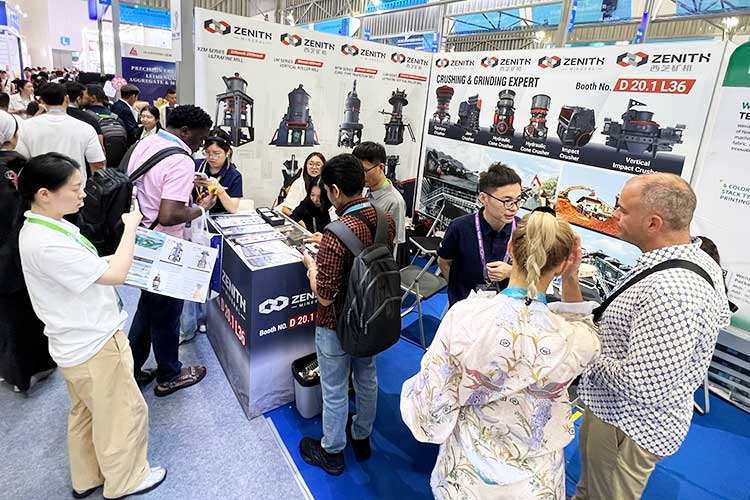 ZENITH Meets Global Buyers Face to Face at the 140th Canton Fair